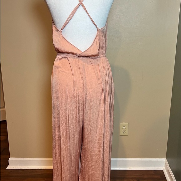 Victoria Secret Blush Pink Spaghetti Strap V Neck Jumpsuit Size Medium - Picture 3 of 5